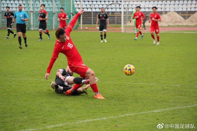 这年头，生个仆街儿子除了花你的钱，就是让你生气、给你闯祸，还是生女儿好啊。